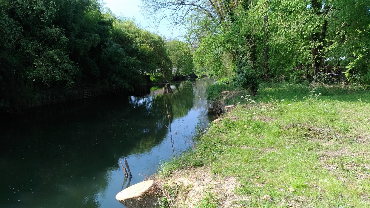 chemin de halage à Charpont, vers Ecluzelles