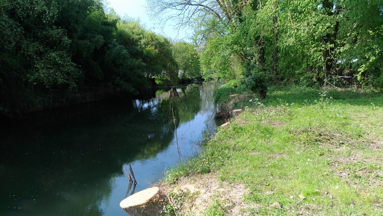 chemin de halage à Charpont, vers Ecluzelles