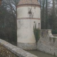 une tour du manoir de la Cour Senlisse