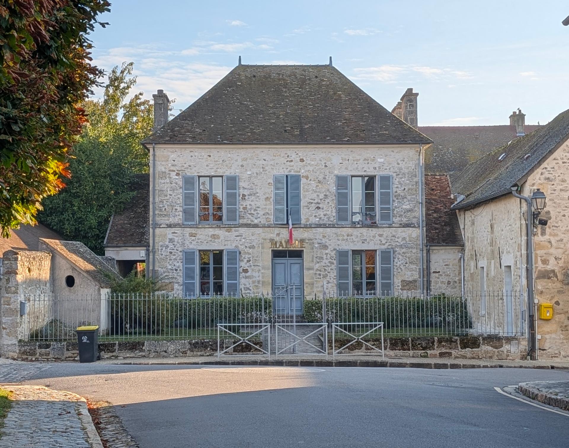 Commény - mairie