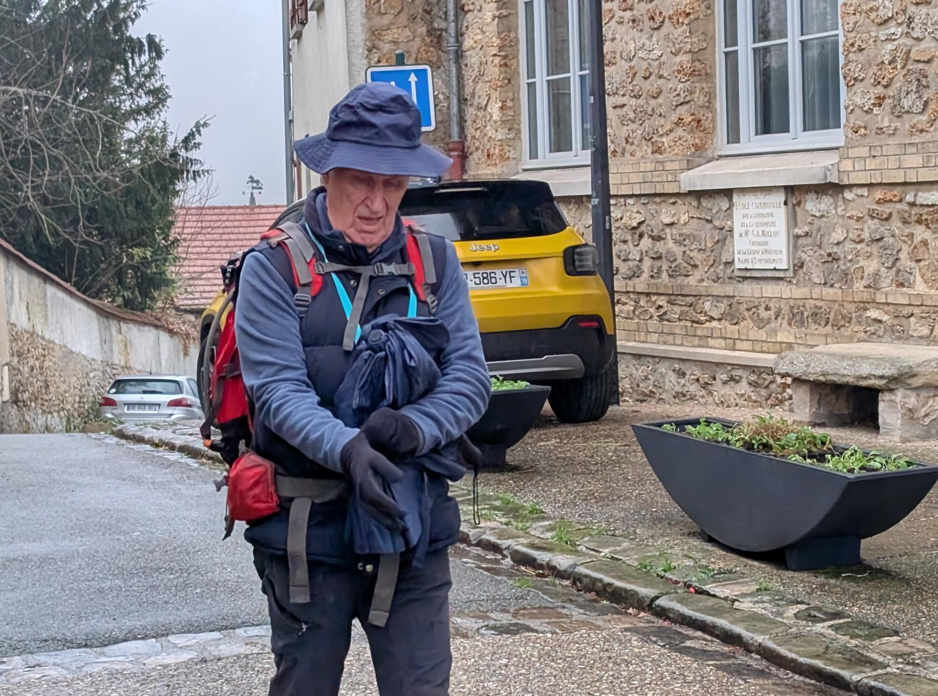 2025 11 27 09 43 03 cr