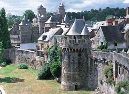 Fougeres1